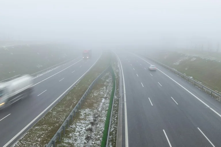 Południowy zachód Polski: możliwe burze i drobny grad 24 września